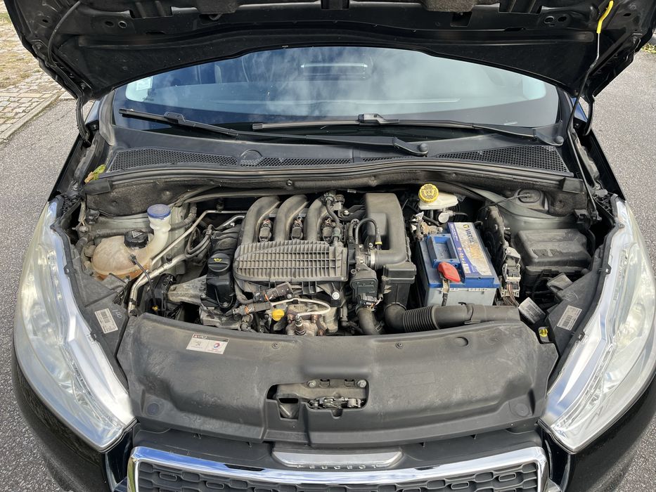 Pegeot 208 1.2 Gasolina 2014