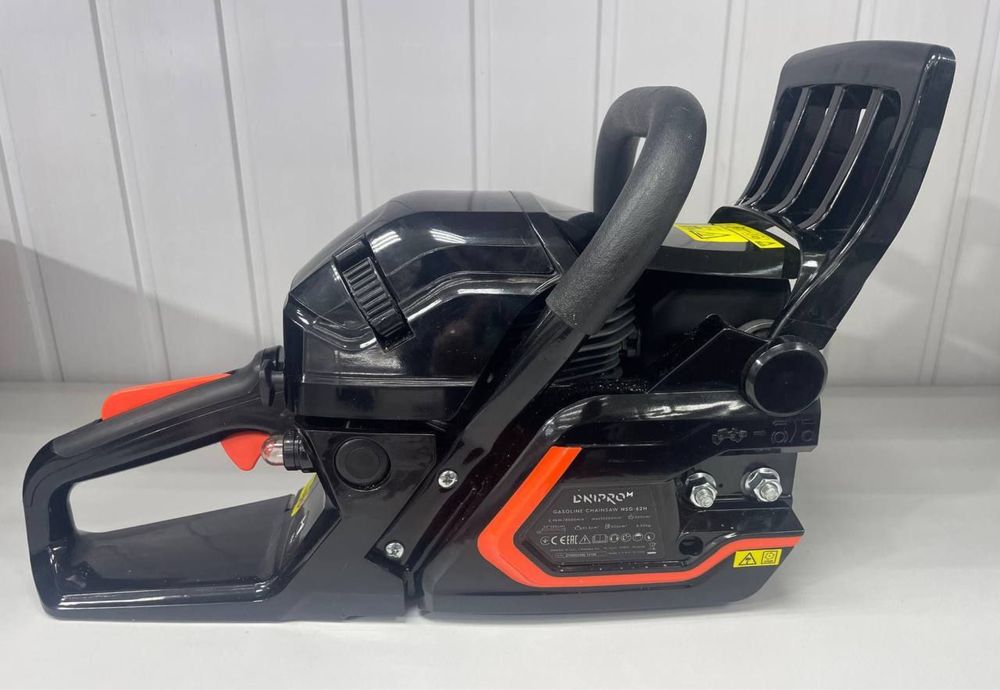 Бензопила Dnipro-M NSG-62H