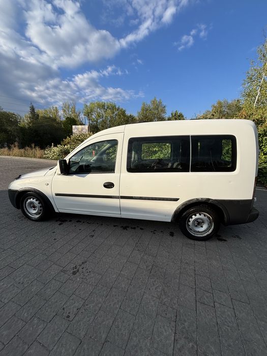 Opel Combo 2006 1.3