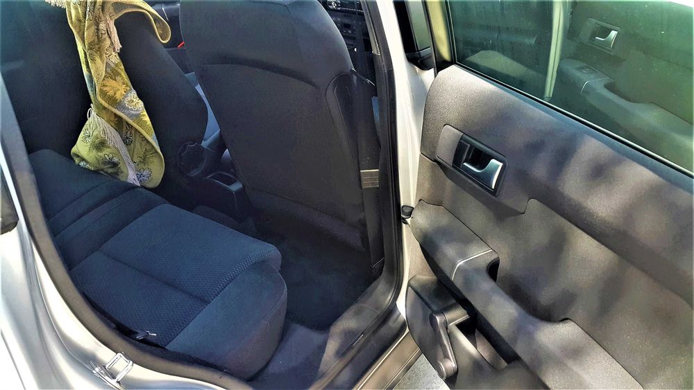 Автомобиль AUDI A2