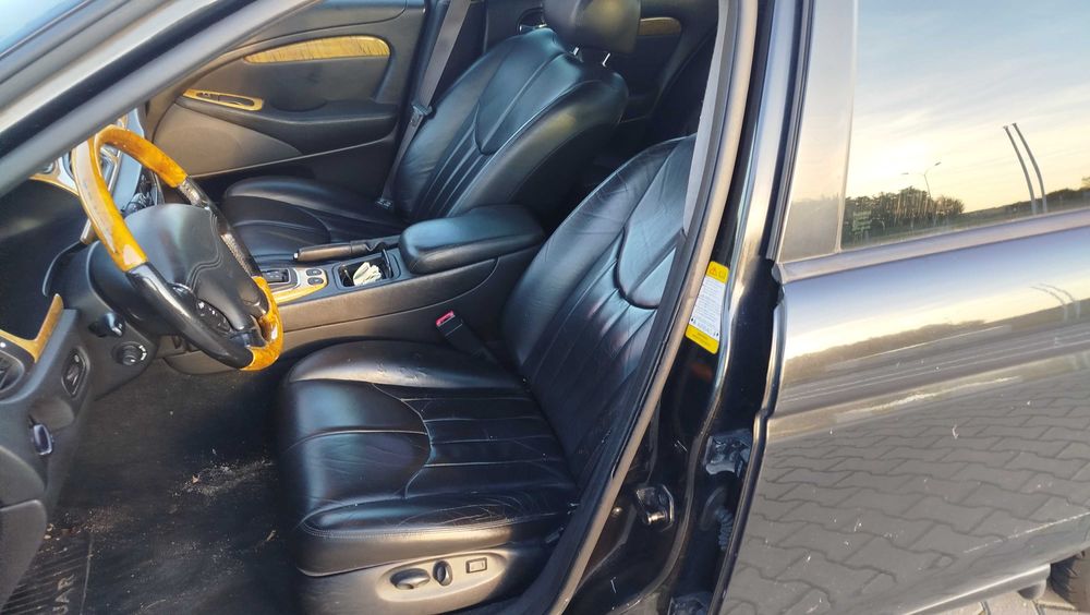 Jaguar S type 4.0 V8 - nie "obserwować "