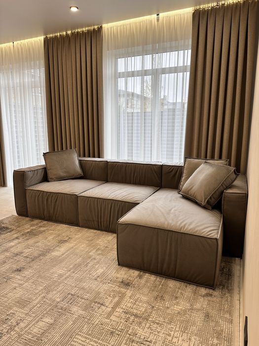 Сучасний ДУПЛЕКС з ремонтом, меблями і технікою в передімісті Києва