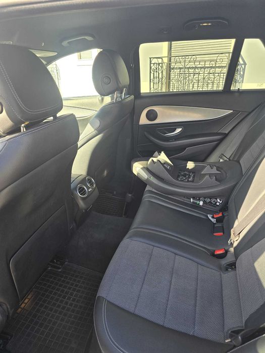 Mercedes-Benz E220d Avantgarde AMG Line