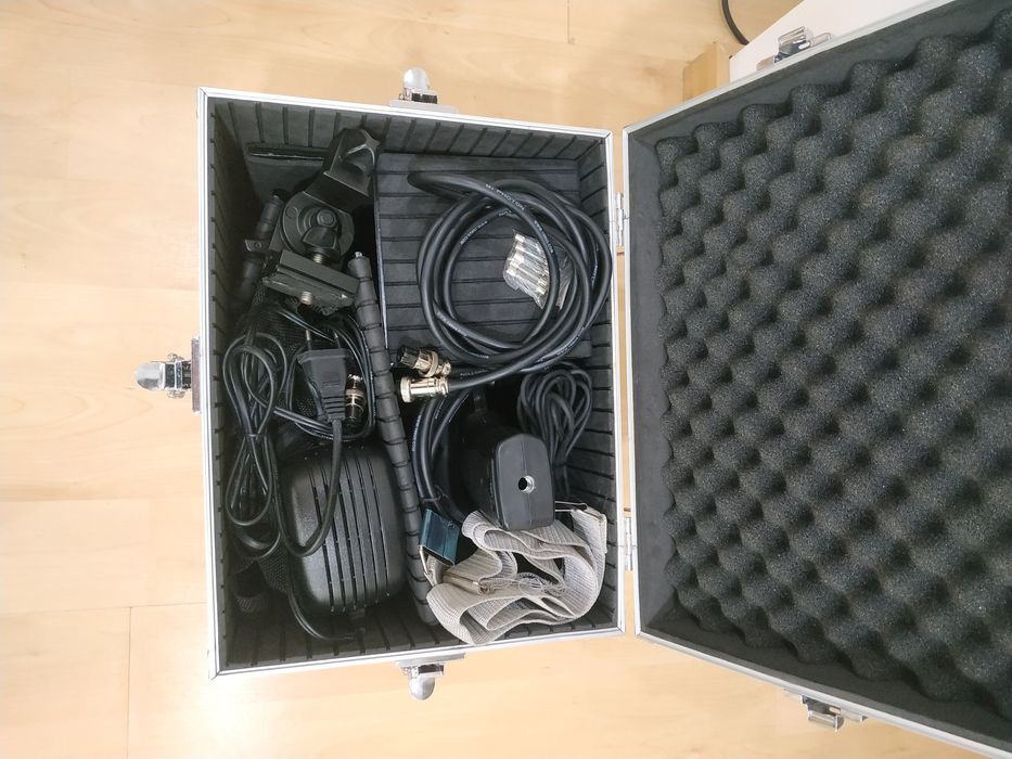 Moving Flash Light