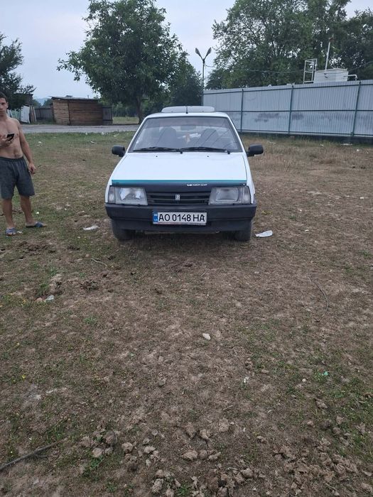 Продаєтця ваз 99