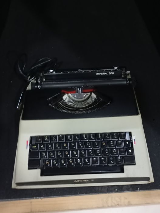 Máquina de escrever antiga