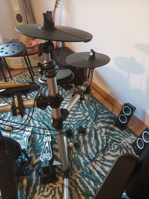 Bateria electronica  Millenium