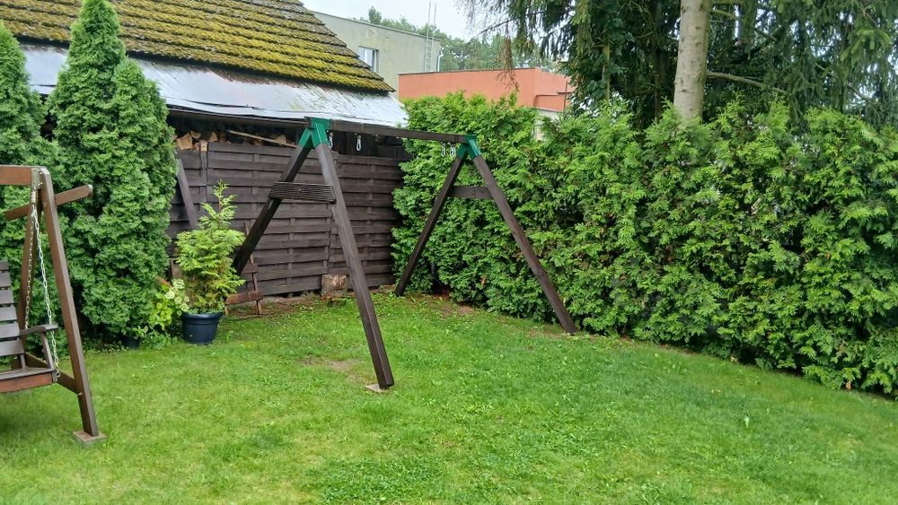 Huśtawka ogrodowa drewniana nowy impregnat  bocianie gniazdo