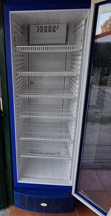 Arca vertical de frio