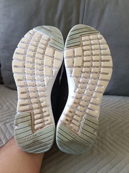 Женские брендовые кроссовки Skechers Skech-Knit