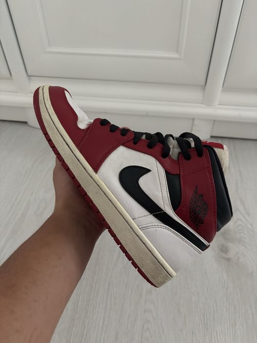 Nike Air Jordan 1 Mid Chcicago 2020 42 streetwear 8,5 US Retro