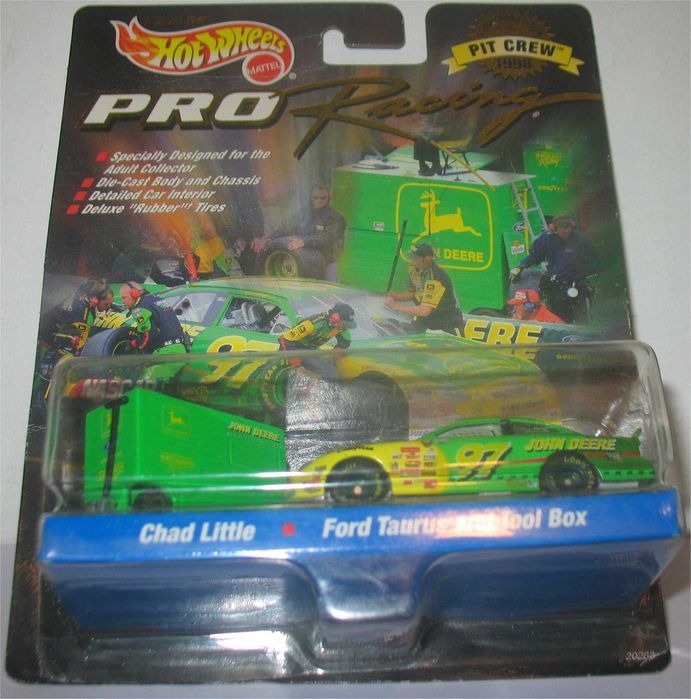 Hot Wheels - Ford Taurus Nascar "John Deere" - Chad Little (1998)