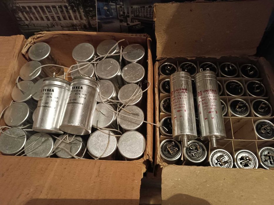 Конденсатори 3,8мкФ*400В TESLA TC830K (WK709) Unitra Telpod KL-MP1