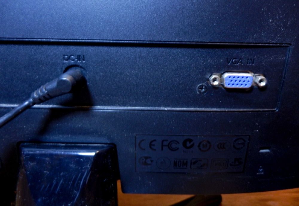 Монітор Acer 20" G206HQL з зовнішнім блоком живлення 19V 30Вт