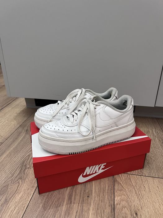 Nike Court Vision Alta
