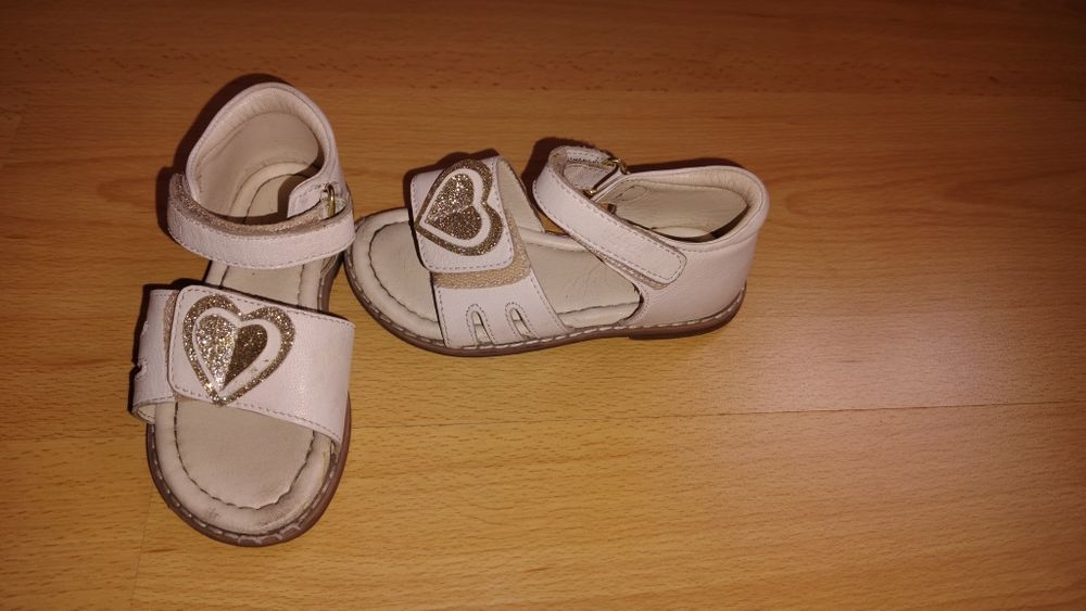 Sandałki dziewczęce Lasocki Kids 26