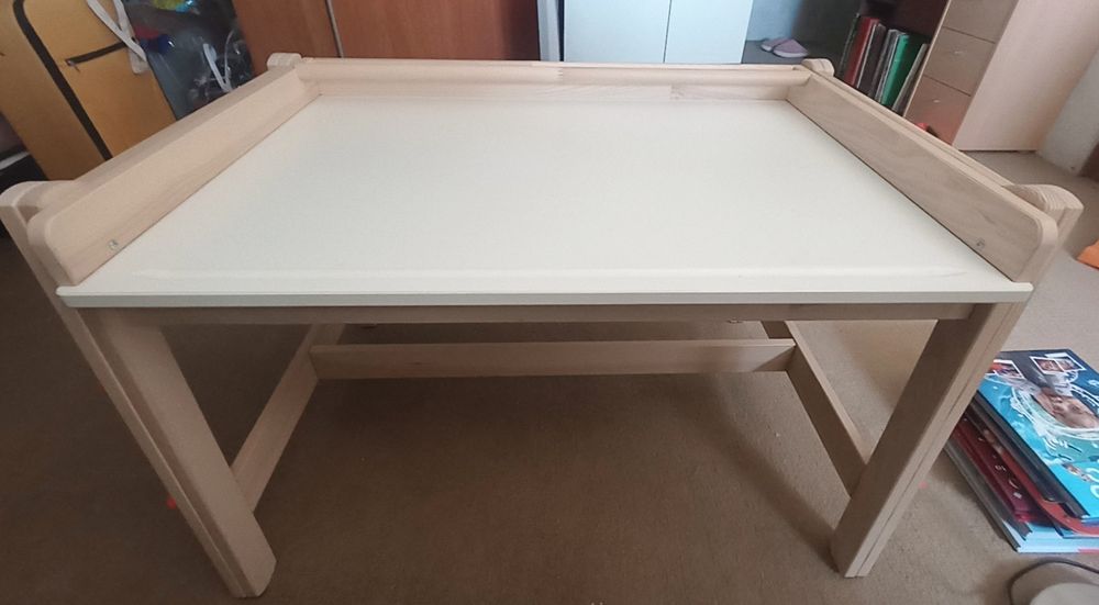 Secretária p/ criança IKEA FLISAT (Altura Regulável)