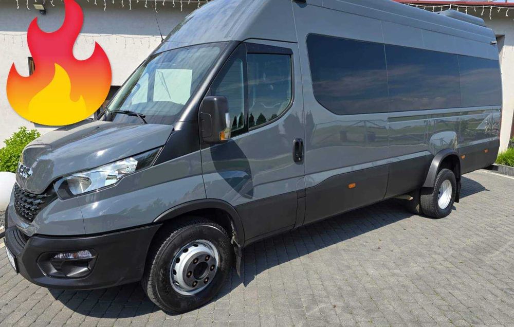 IVECO DAILY 22 miejsca przewóz osób