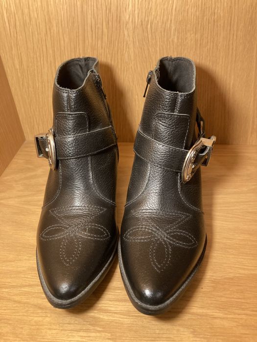 Botas preço de venda por par