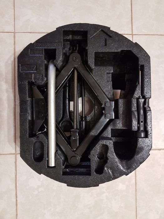 Volkswagen PoloGolf Jetta Passat B7 B8 CC T6 TouaregБуксировоный крюк