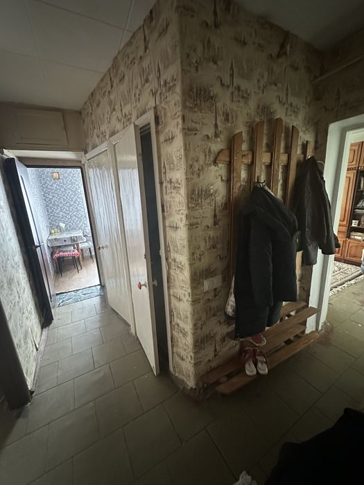 Продам двухкомнатную квартиру по ул. Марата.