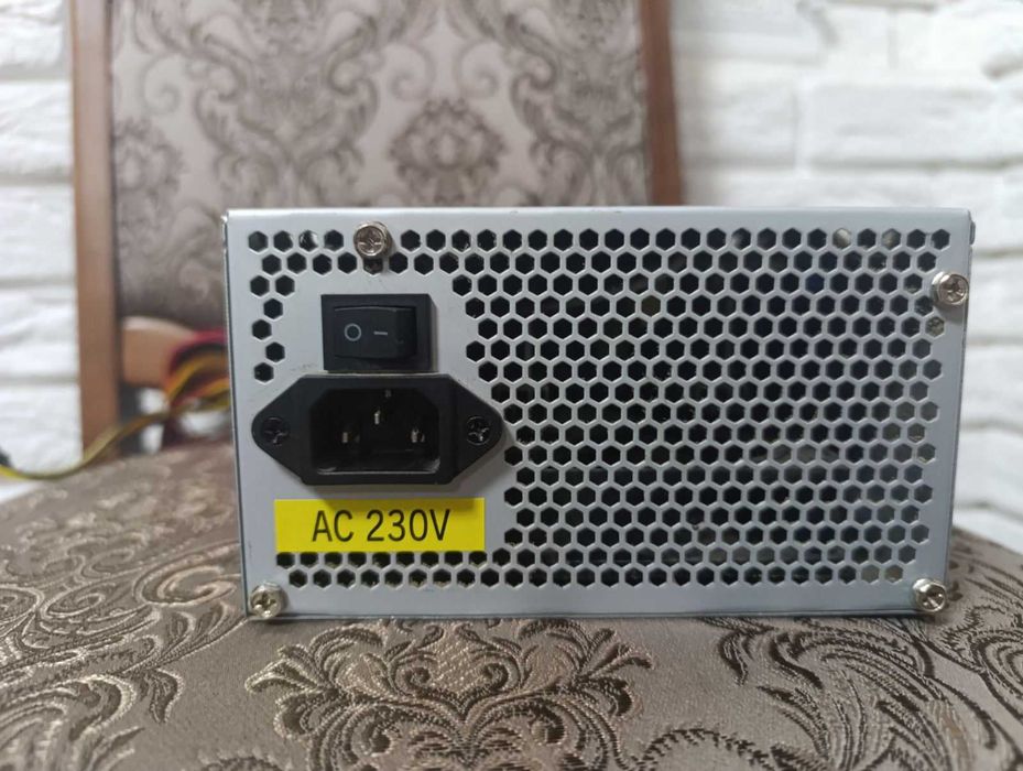 продам бж GameMax 400в