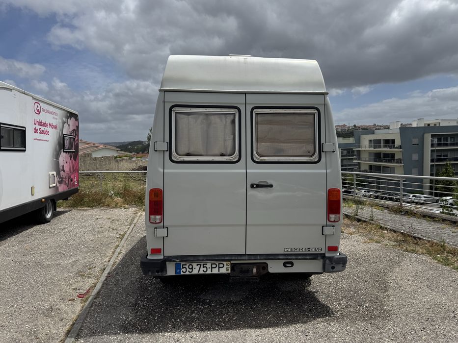 Autocaravana Mercedes 207D