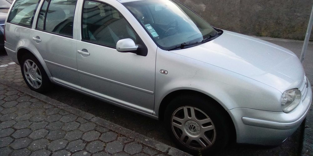 Vendo Golf 4 tdi 1.9,2003 ,..110 vcs
