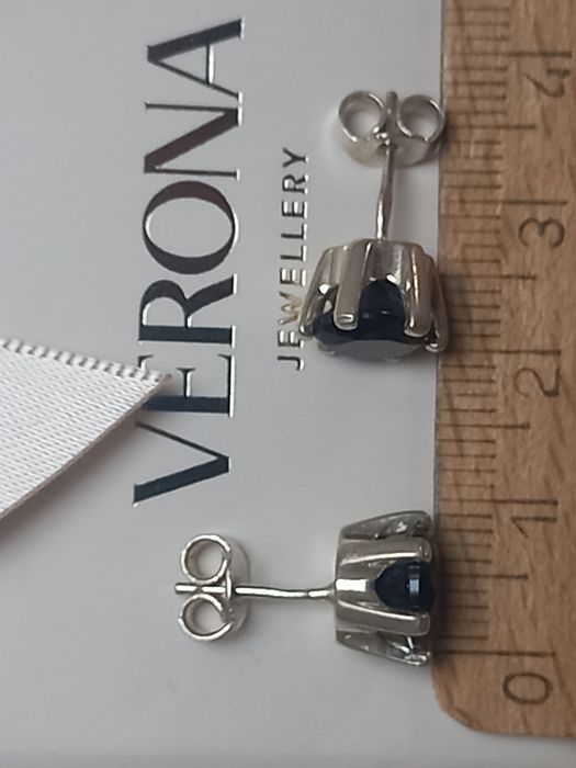 Verona kolczyki onyks na srebrnych sztyftach