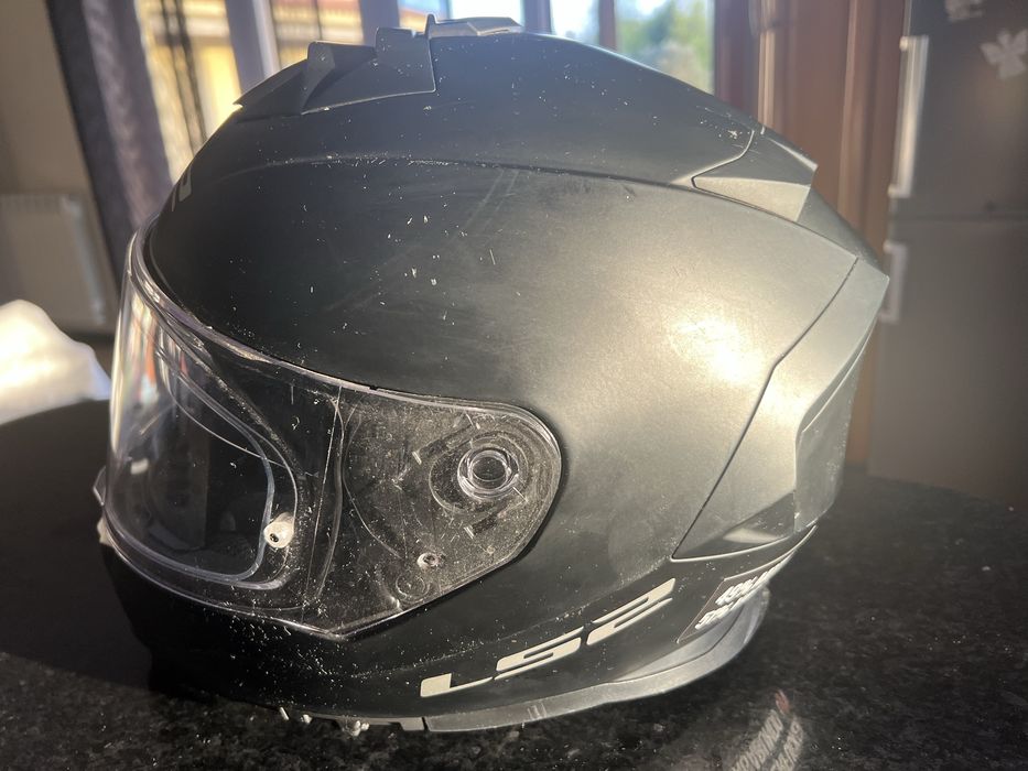 Scooter, capacete e Luvas