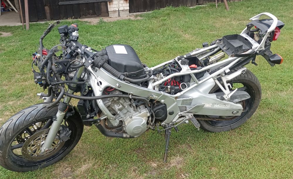 Honda F3 LeoVince gaźniki kolektor set zaciski tarcze lagi połka koła