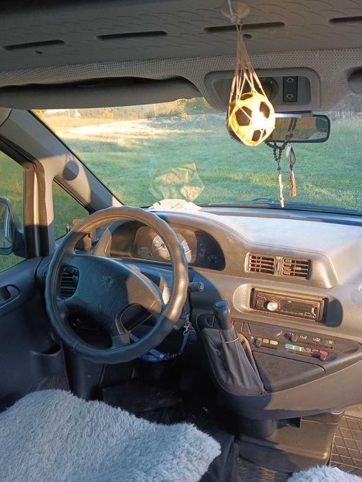 Пежо експерт 2000