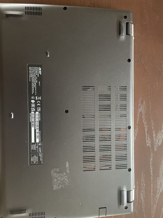 Ноутбув acer aspire a15 стан нового