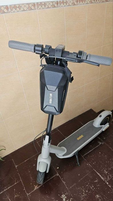 Электросамокат Segway Ninebot