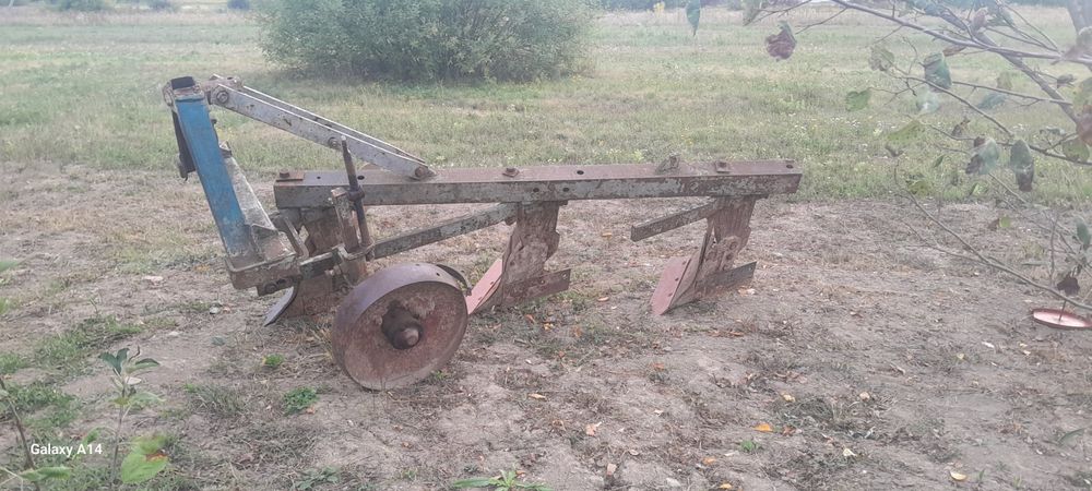 продам плуг плн 3-35 заводський