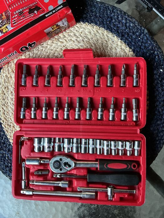 Набір головок 46 штуб трещотка біти подовжувач викрутка torx кейс