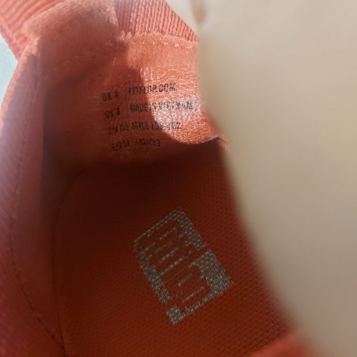 Кроссовки слипоны fitflop 37p розовые ортопедические