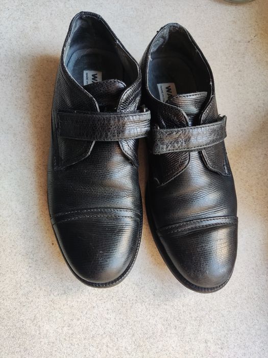 Туфлі на хлопця 31 розмір.