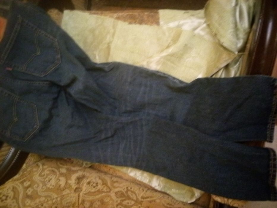 Продам нові джинси Levi Strauss