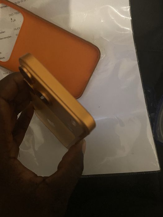 Iphone xr transformado em 17 por