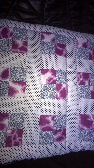 Наволочки на диванні подушки печворк