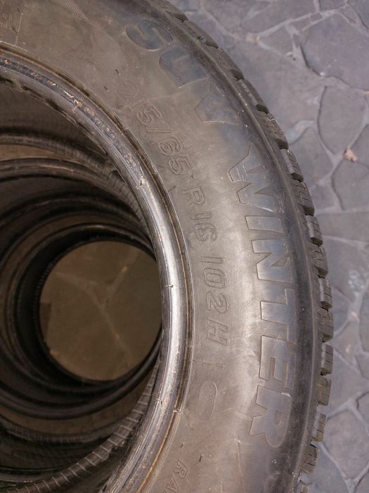 Шини 215 65 R16 102T  зима