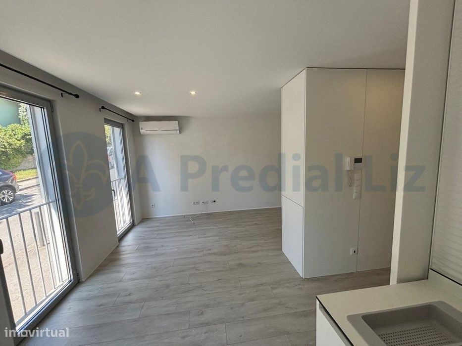 Apartamento T0 - Junto ao Palácio de Cristal / Santo António / ICBAS