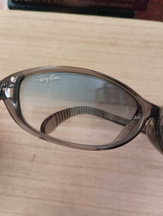 Diversos Óculos de Sol