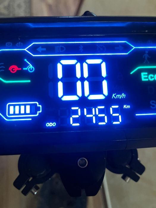 Hulajnoga elektryczna ootd d99