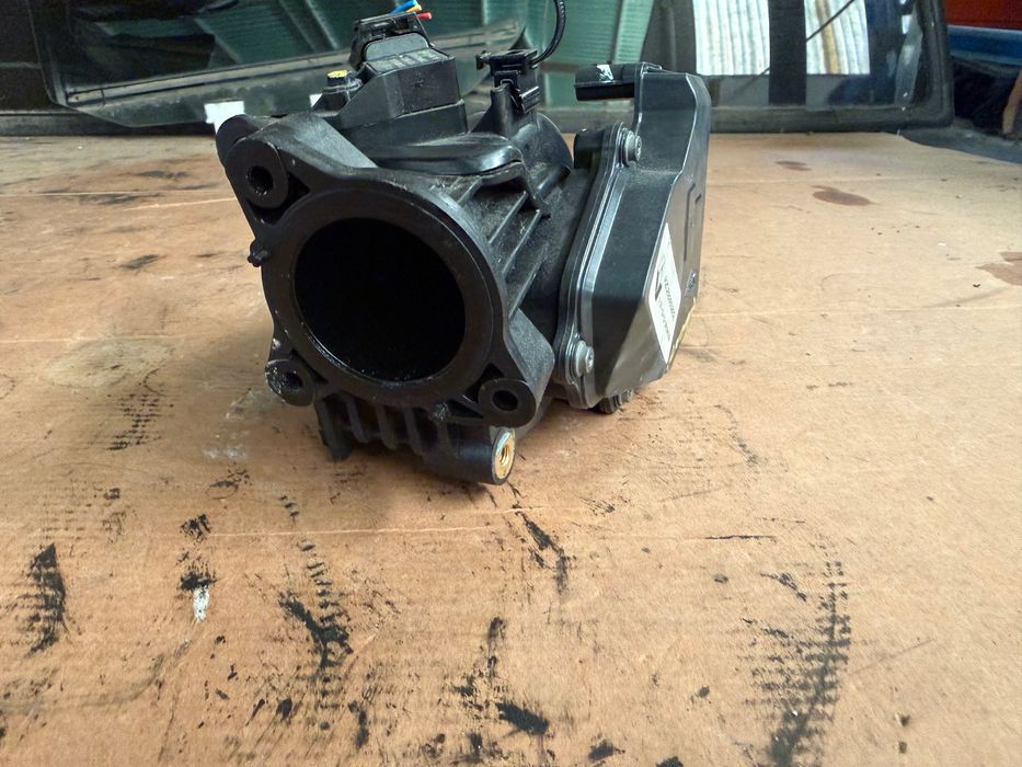 Corpo de Borboleta \ corpo de injeção Renault / Nissan / Mercedes 1.6 DCI A2C53350932