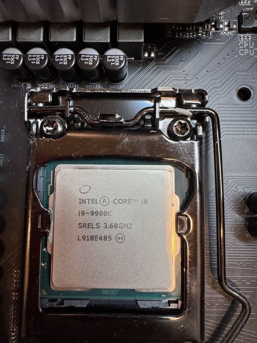 Продам проц 9900k