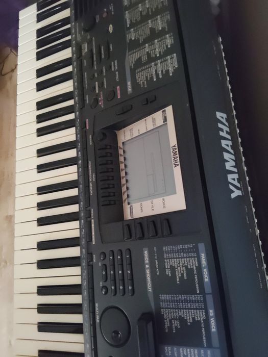 Yamaha PSR 530 keyboard