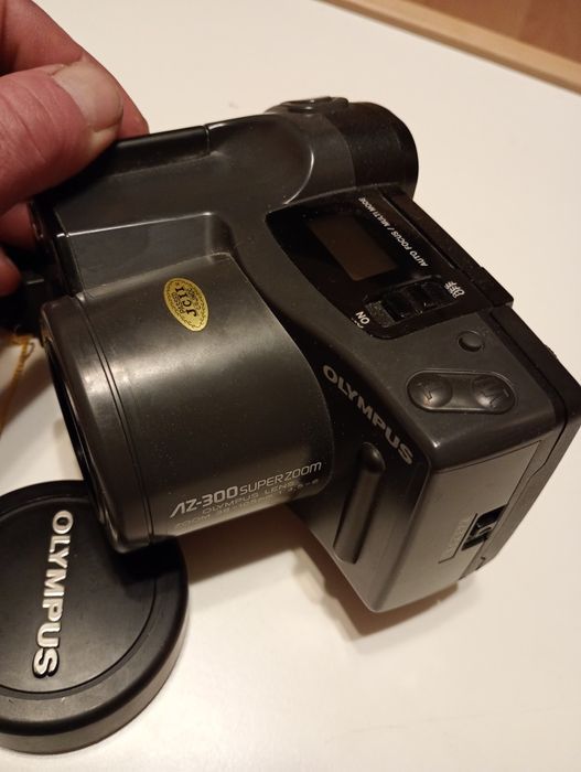 OLYMPUS AZ-300superzoom