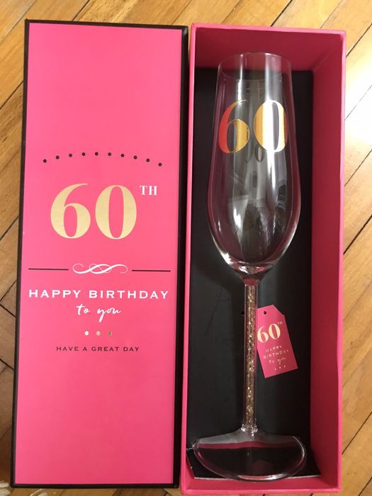 Бокал  подарочный "60" лет (полностью новый)